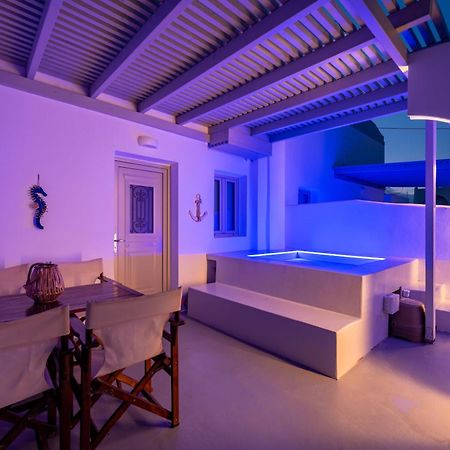 Aerenia Luxury suites Karterados  Zewnętrze zdjęcie