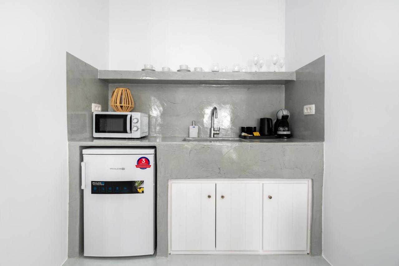 Aerenia Luxury suites Karterados  Zewnętrze zdjęcie