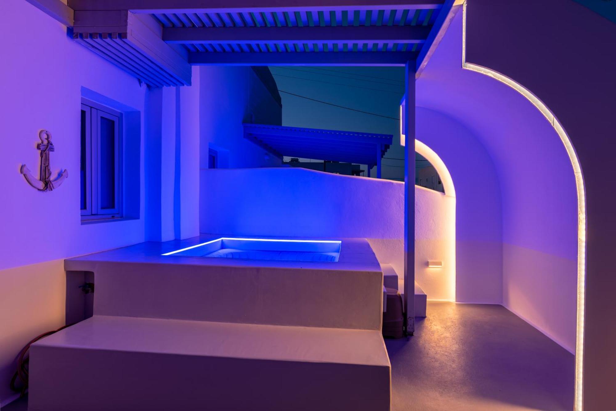 Aerenia Luxury suites Karterados  Zewnętrze zdjęcie