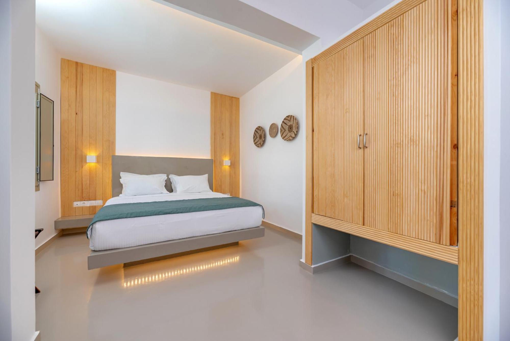 Aerenia Luxury suites Karterados  Zewnętrze zdjęcie